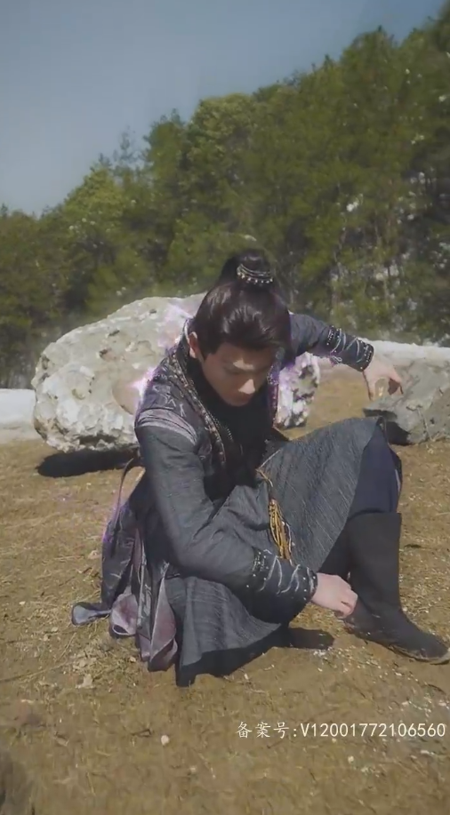 下山后，絕世美女非要拜我為師(全集)